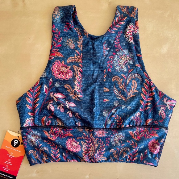 Yoga Democracy Free Range Sports Bra (NEW) - Festival Denim SM - Picture 1 of 5